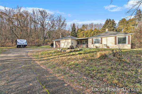 6175 Maksimowski NE Avenue, Belmont, MI 49306