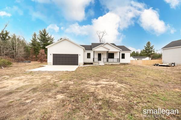 525 Ramona Street, Twin Lake, MI 49457