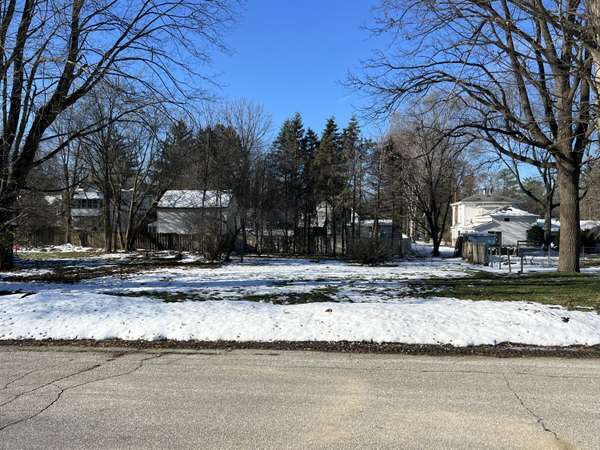 N Fulton Street, Cassopolis, MI 49031