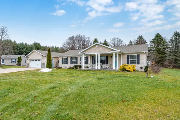 Gobles, MI 49055,13555 Linden Lane