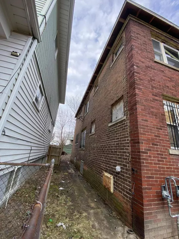 Detroit, MI 48206,3272 W Euclid Street