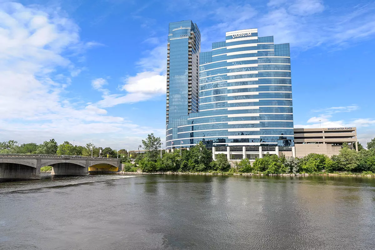 Grand Rapids, MI 49504,335 Bridge NW Street #2602