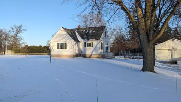 2766 Beeline Road, Holland, MI 49424