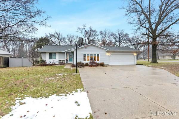 3298 Balsam NE Avenue, Grand Rapids, MI 49525