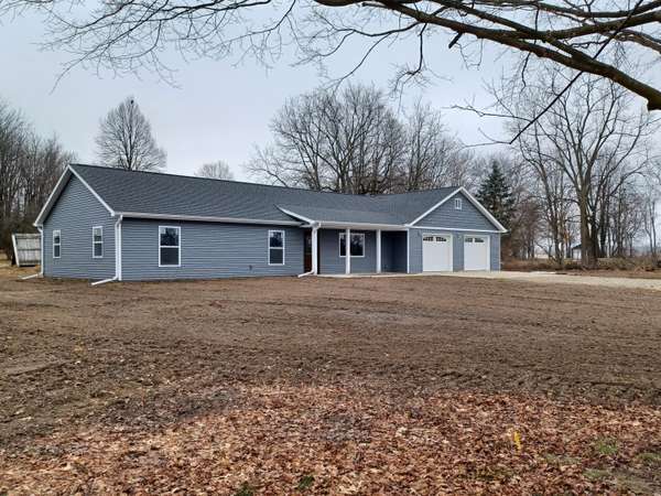 341 Murphy Street, Jonesville, MI 49250