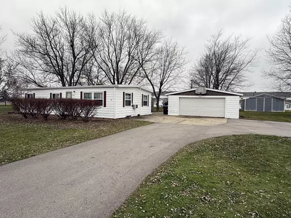 3895 24th Avenue, Grandville, MI 49418