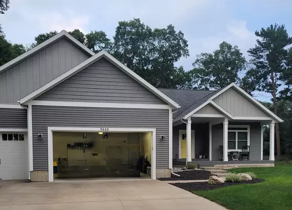 3658 Windemere Court, Norton Shores, MI 49441