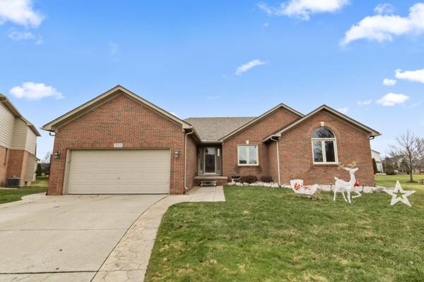 21621 Kendyl Court, Macomb, MI 48044