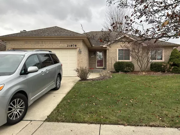 21878 E E   Sunset Drive Drive, Macomb, MI 48044