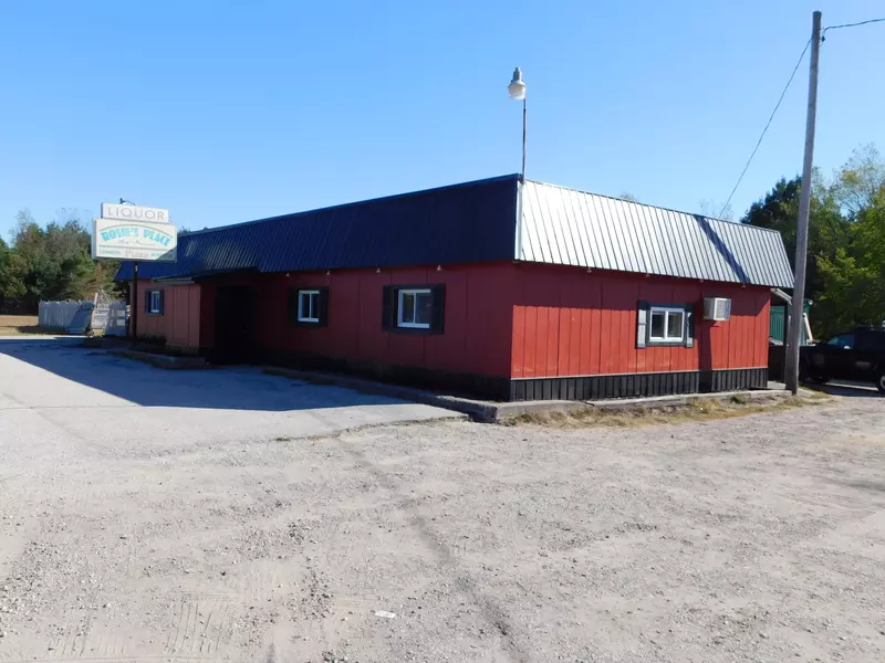 9567 Chippewa Highway, Bear Lake, MI 49614