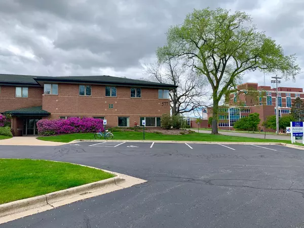 Holland, MI 49423,577 Michigan Avenue #1