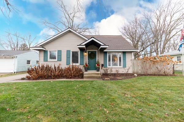 827 Kentfield SW Street, Wyoming, MI 49509