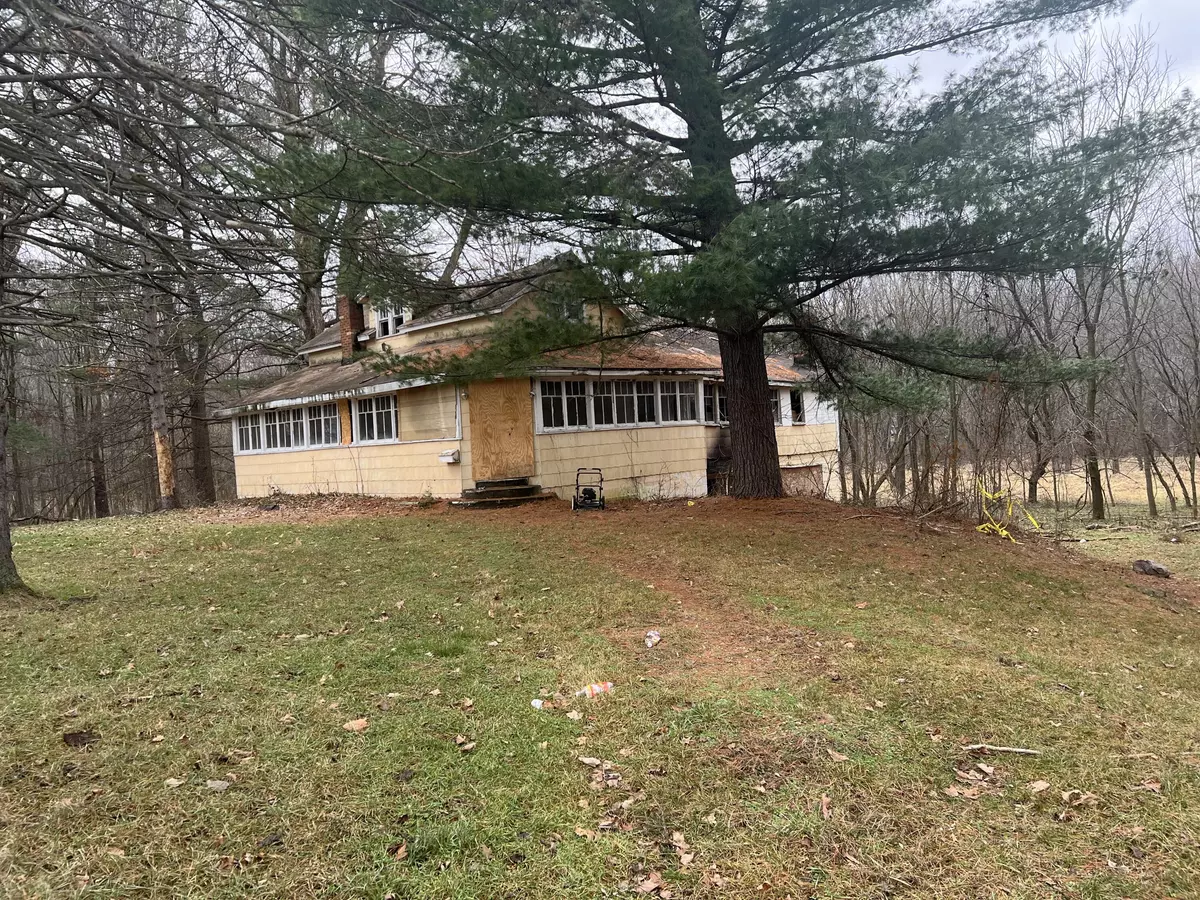 Paw Paw, MI 49079,429 Drew Street