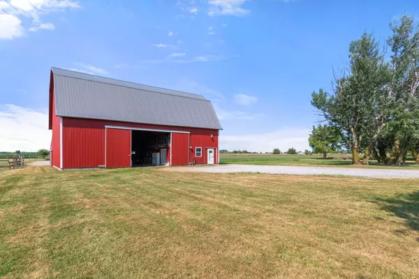 Merrill, MI 48637,990 S Chapin Road