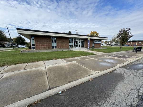 22005 Van Dyke Avenue, Warren, MI 48089