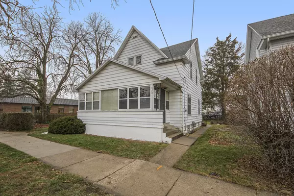 553 Webster NW Street, Grand Rapids, MI 49504