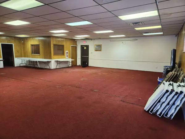Muskegon, MI 49444,265 & 275 W Sherman Boulevard