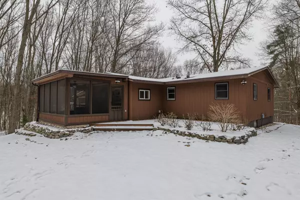 9321 Linda Lane, Richland, MI 49083