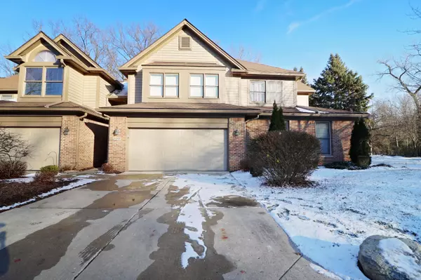 5302 Royal Vale Lane, Dearborn, MI 48126