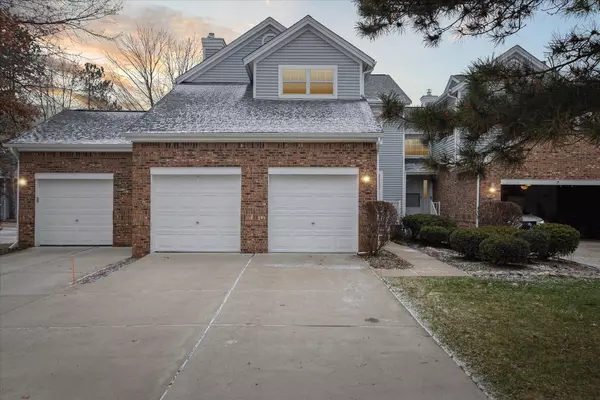 4467 Hillside Court, Ann Arbor, MI 48105