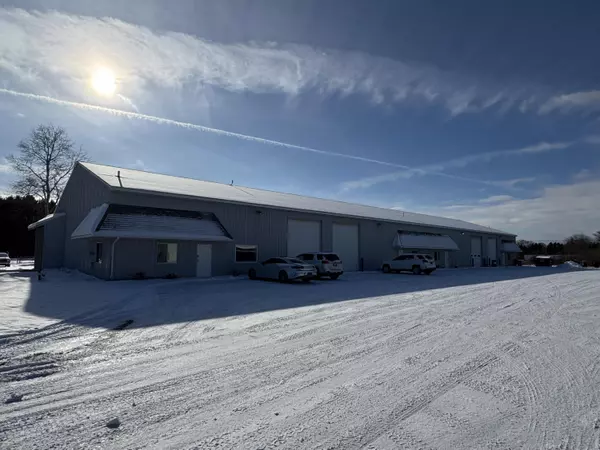 16879 Power Drive, Nunica, MI 49448