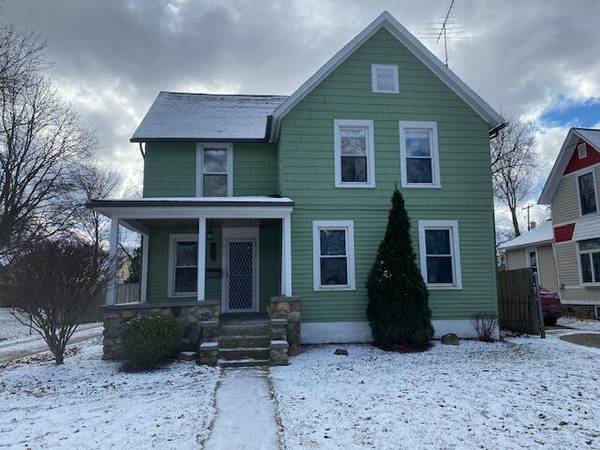 143 Lincoln Street, Chelsea, MI 48118