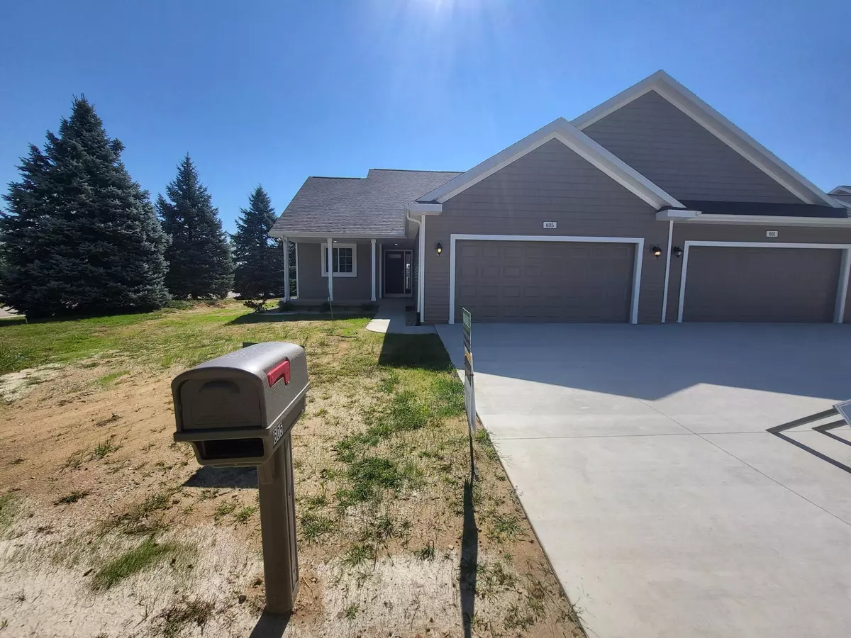 Three Rivers, MI 49093,562 Mckinley Court