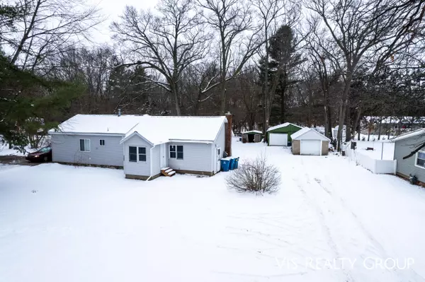 17497 144th Avenue, Spring Lake, MI 49456