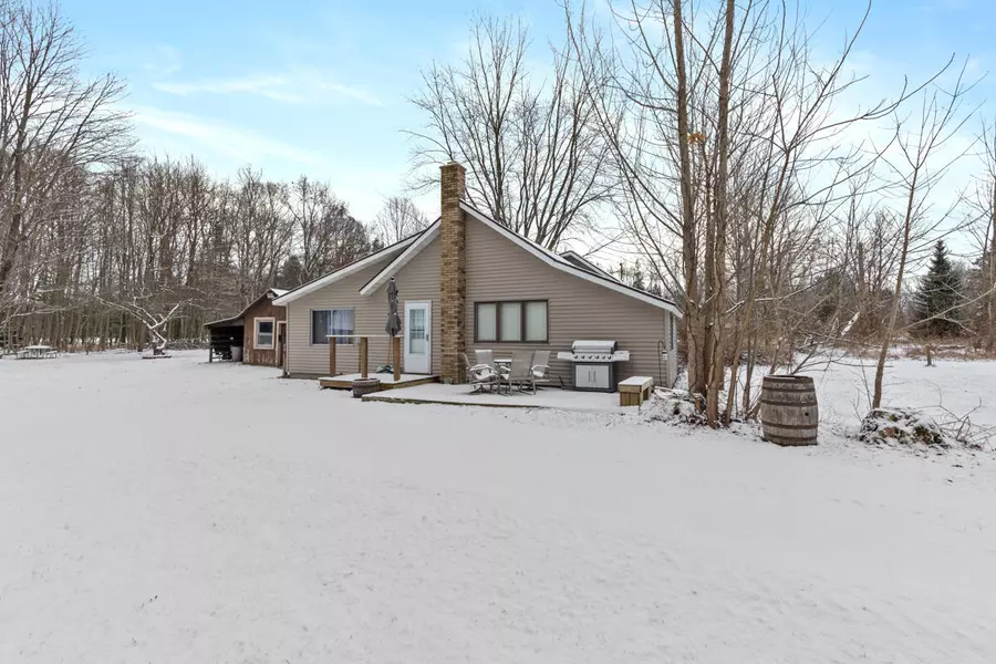 12752 Harvard NE Avenue, Cedar Springs, MI 49319