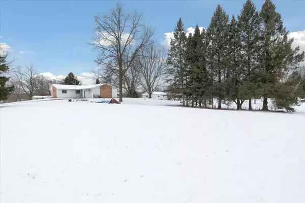 Three Rivers, MI 49093,57298 Gearharts Landing Road