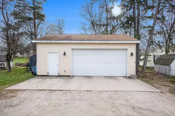 Fremont, MI 49412,210 N Decker Avenue