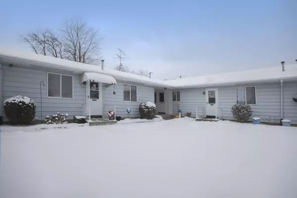 5977 Leisure South SE Drive, Kentwood, MI 49548