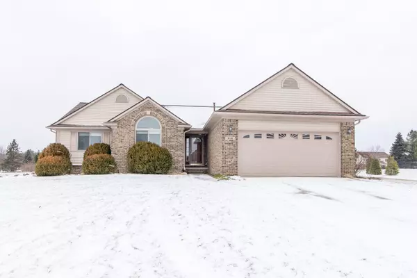 9116 Meadow View Lane, Saline, MI 48176