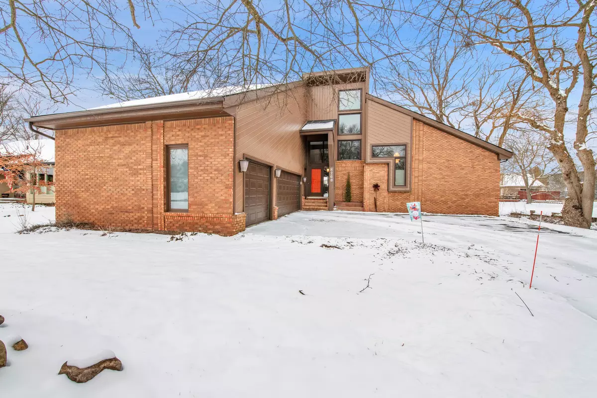 Commerce Twp, MI 48382,8268 Hearthstone Drive