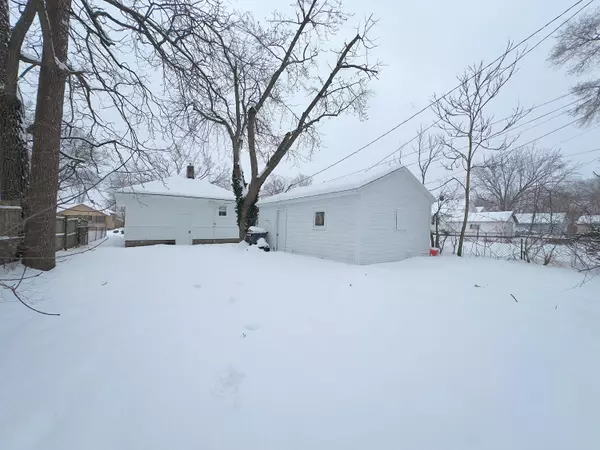 Muskegon, MI 49442,1104 E Larch Avenue