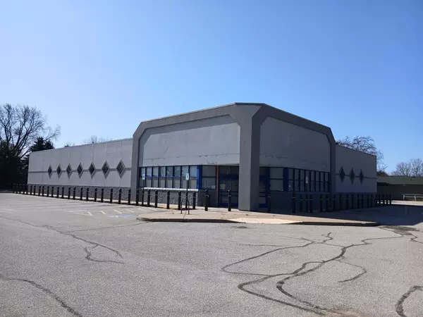 936 E Ludington Avenue, Ludington, MI 49431