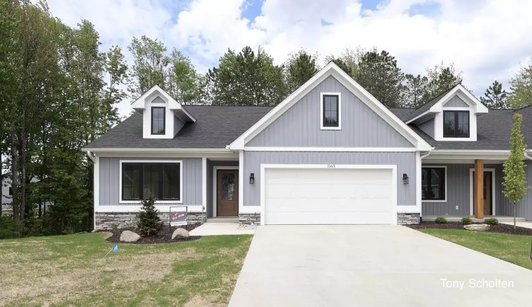 5163 Blendon Wds Court #14, Hudsonville, MI 49426