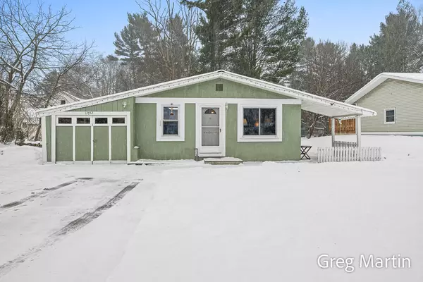 17652 Robbins Road, Grand Haven, MI 49417