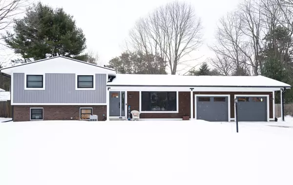 12120 Lakeshore Drive, Grand Haven, MI 49417