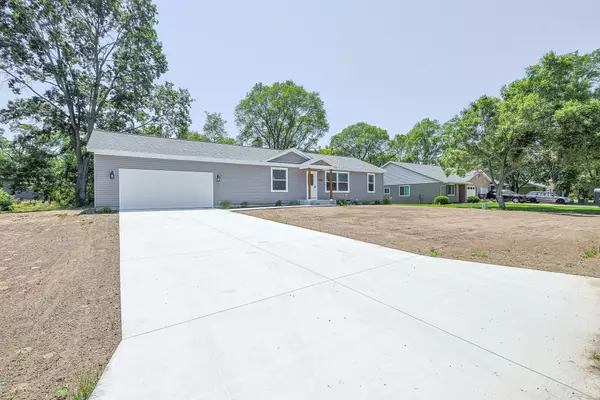 Muskegon, MI 49442,1949 Summerset Drive