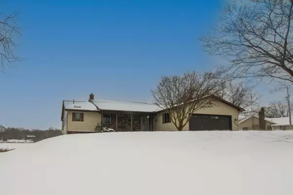 14066 Mohney Lake Road, Three Rivers, MI 49093