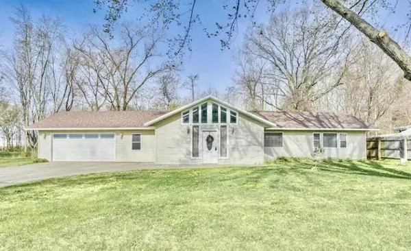 4328 Fikes Road, Benton Harbor, MI 49022