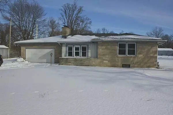 60711 S M51, Dowagiac, MI 49047