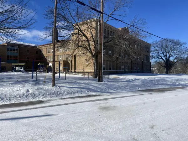 Muskegon, MI 49441,1468 8th Street