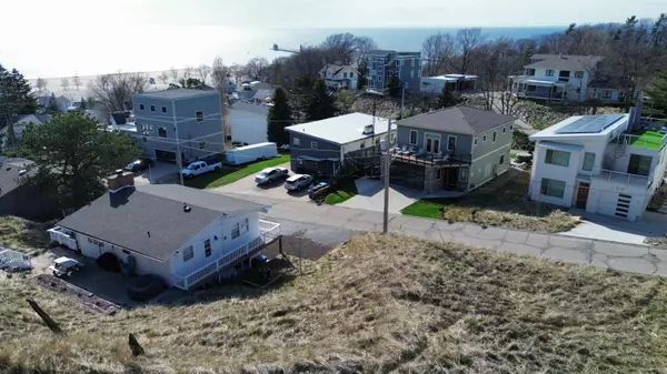 Grand Haven, MI 49417,134 Prospect Street