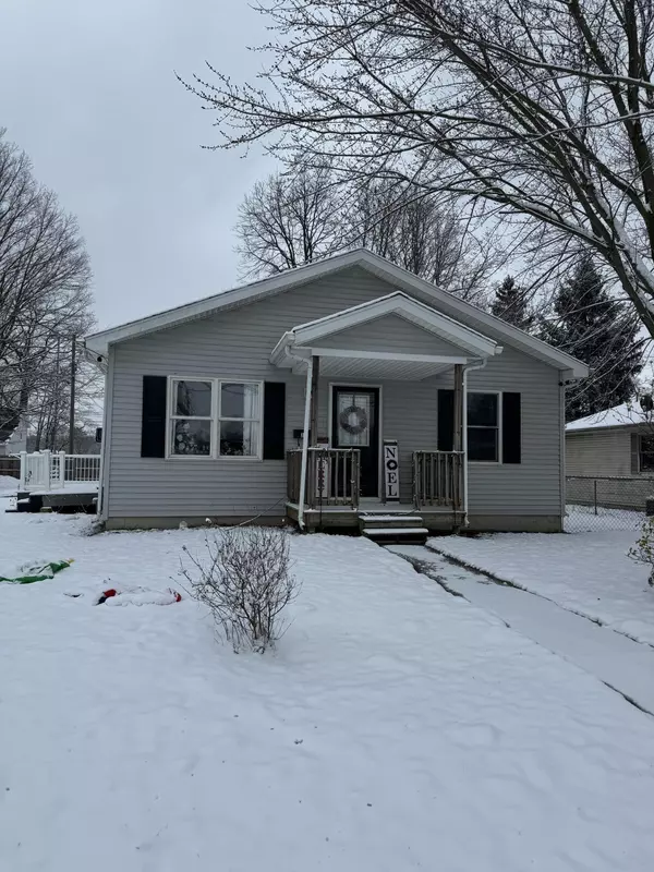 318 Oak Street, Dowagiac, MI 49047