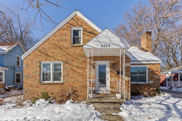 2529 Eastern SE Avenue, Grand Rapids, MI 49507