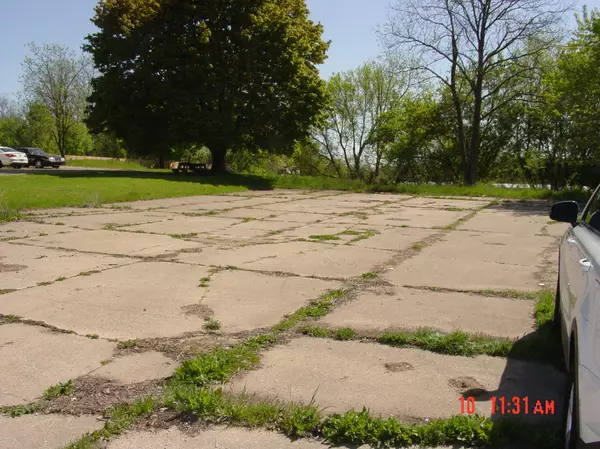 Portage, MI 49002,7243 S Westnedge Avenue