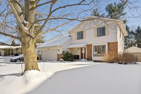 1444 Andrew SE Street, Kentwood, MI 49508