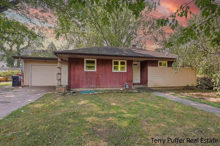 172 E 25th Street, Holland, MI 49423